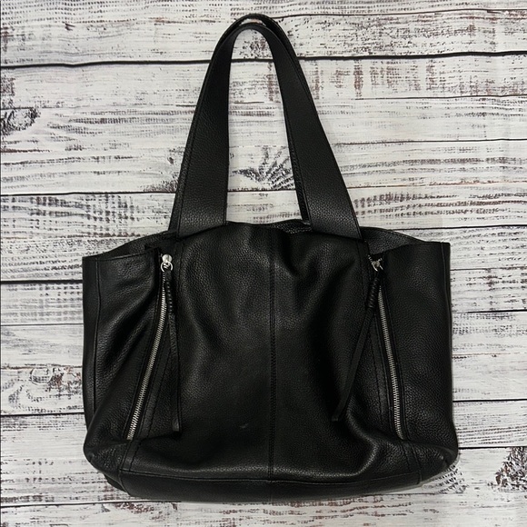 Vince Camuto Handbag Corah‎ Tote - Picture 5 of 12